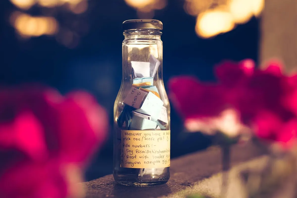 How to Make a One-Line-a-Day Memory Jar for the Whole Year
